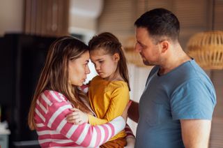 Comment parler de la séparation à son enfant selon son âge ? [Repères pratiques]
