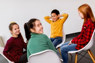 Médiation familiale, suivi individuel thérapeutique, atelier de parole... Comment distinguer les dispositifs ?